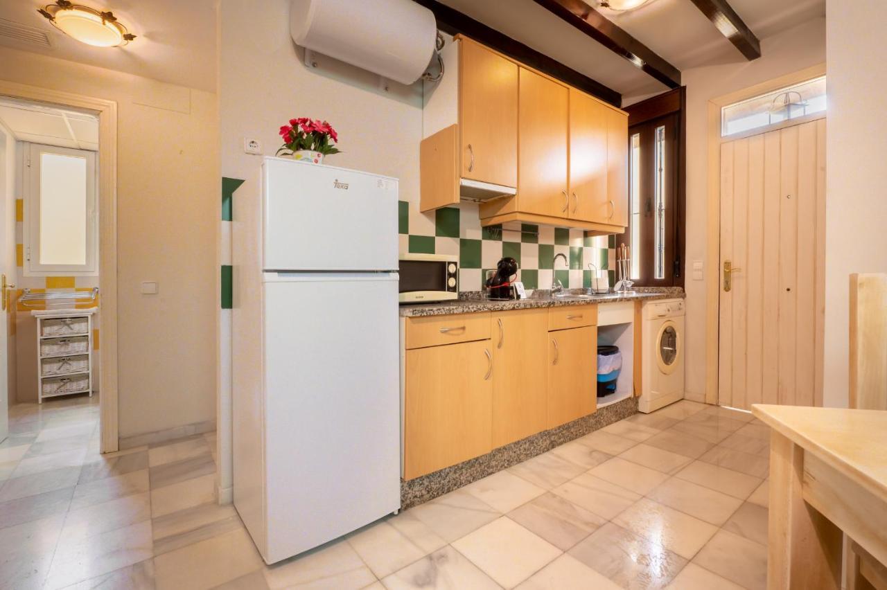 Precioso Apartamento En Triana Sevilla Bagian luar foto