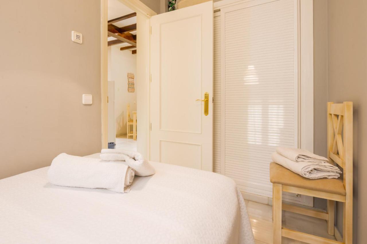 Precioso Apartamento En Triana Sevilla Bagian luar foto