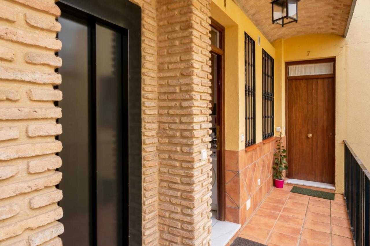 Precioso Apartamento En Triana Sevilla Bagian luar foto