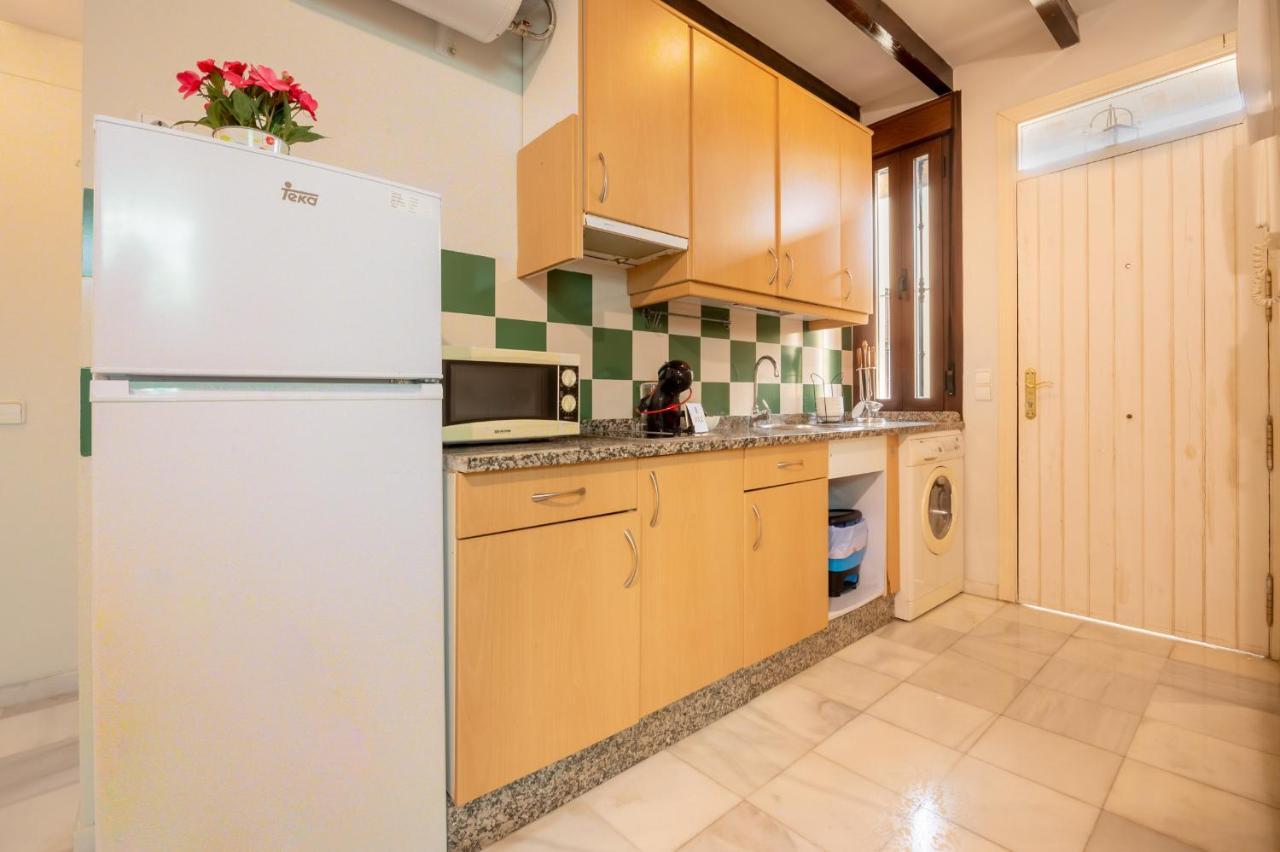Precioso Apartamento En Triana Sevilla Bagian luar foto